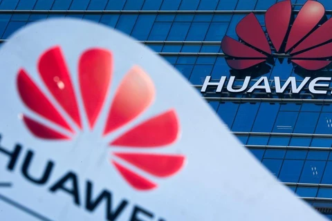 [Mega Story] Google nhấn chìm tham vọng số 1 thế giới của Huawei