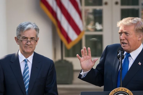 Tổng thống Mỹ Donald Trump và Chủ tịch Fed Jerome Powell. (Nguồn: Getty Images)
