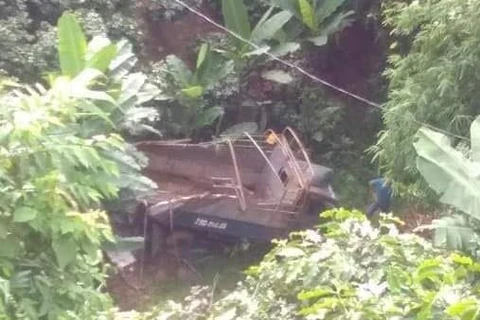 Sơn La: Xe tải lao xuống vực sâu, 3 người thương vong