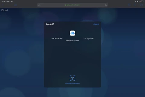 Màn hình đăng nhập Face ID mới cho iCloud.com trên iPad Pro 12,9 inch (2018). (Nguồn: macrumors.com)