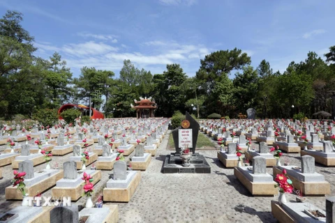 Một góc Nghĩa trang Liệt sỹ Quốc gia Trường Sơn. (Ảnh: Anh Tuấn/TTXVN)