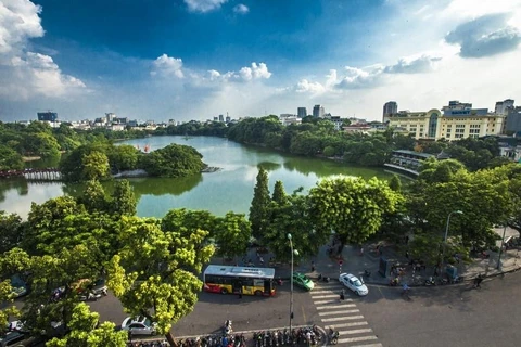 Hồ Hoàn Kiếm, trung tâm thủ đô Hà Nội. (Ảnh: Trọng Đạt/TTXVN)