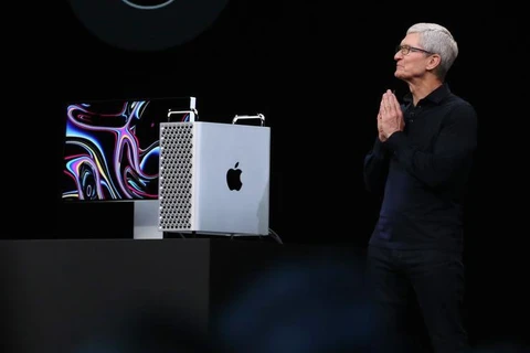 CEO Apple Tim Cook giới thiệu mẫu máy tính Mac Pro cao cấp tại sự kiện diễn ra ngày 3/6 ở San Jose, California. (Nguồn: Getty Images)