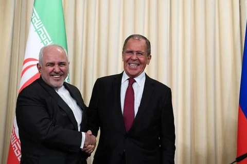 Ngoại trưởng Nga Sergei Lavrov và Ngoại trưởng Iran Mohammad Javad Zarif trong cuộc gặp ngày 2/9. (Nguồn: AFP)
