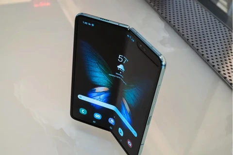 Mẫu điện thoại Galaxy Fold. (Nguồn: androidcentral.com)