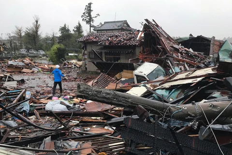 Cảnh tàn phá sau khi siêu bão Hagibis tràn qua tỉnh Chiba, Nhật Bản, ngày 12/10. (Nguồn: AFP/TTXVN)