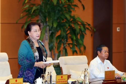 Chủ tịch Quốc hội Nguyễn Thị Kim Ngân chủ trì và phát biểu bế mạc Phiên họp thứ 38 của Ủy ban Thường vụ Quốc hội. (Ảnh: Trọng Đức/TTXVN)