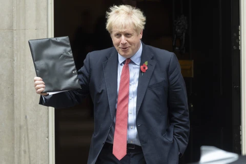 Thủ tướng Anh Boris Johnson tại thủ đô London ngày 29/10. (Nguồn: THX/TTXVN)