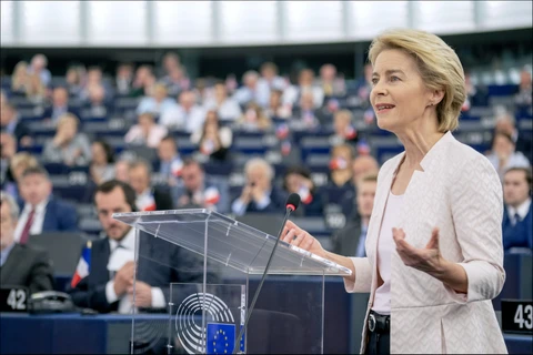 Chủ tịch đắc cử EC Ursula von der Leyen phát biểu tại Nghị viện châu Âu. (Nguồn: EP)