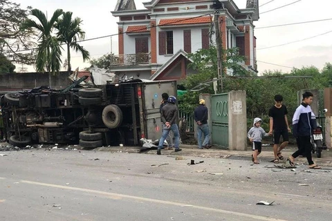 Hai lái xe thương vong trong vụ va chạm xe tải tại Nam Định