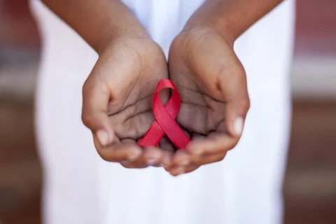 [Mega Story] Cuộc chiến chống đại dịch HIV/AIDS vẫn còn gian nan
