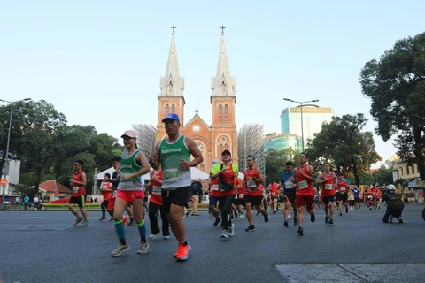 Các vận động viên dự Giải Marathon Quốc tế Thành phố Hồ Chí Minh Techcombank lần thứ 3 năm 2019. (Ảnh: Thanh Vũ/TTXVN)