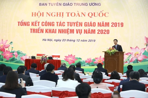 Ông Võ Văn Thưởng, Ủy viên Bộ Chính trị, Bí thư Trung ương Đảng, Trưởng Ban Tuyên giáo Trung ương phát biểu. (Ảnh: Văn Điệp/TTXVN)