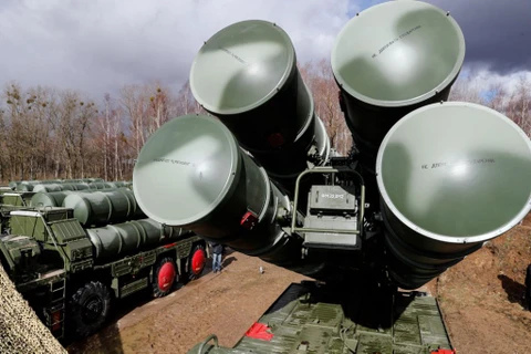 Hệ thống tên lửa phòng không S-400 của Nga. (Nguồn: TASS)