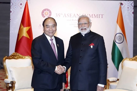 Thủ tướng Chính phủ Nguyễn Xuân Phúc và Thủ tướng Ấn Độ Narendra Modi trong cuộc gặp ngày 4/11/2019. (Ảnh: Thống Nhất/TTXVN)