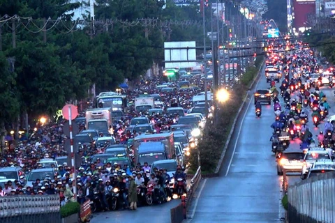 Tuyến đường Cộng Hòa thường xuyên trong tình trạng tắc đường. (Nguồn: moitruongvadothi.vn)