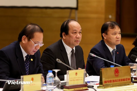 Bộ trưởng Chủ nhiệm Văn phòng Chính phủ Mai Tiến Dũng nói về chiến dịch giành lại vỉa hè. (Ảnh: Minh Sơn/Vietnam+)