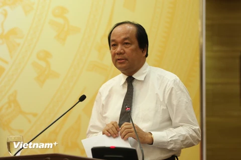 Bộ trưởng Chủ nhiệm Văn phòng Chính phủ Mai Tiến Dũng nói về vụ việc ở xã Đồng Tâm. (Ảnh: Doãn Đức/Vietnam+)
