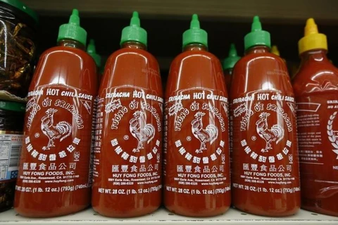 Tương ớt Sriracha đã tới Việt Nam mang theo không ít lo lắng cho doanh nghiệp Việt. (Ảnh: Reuters)