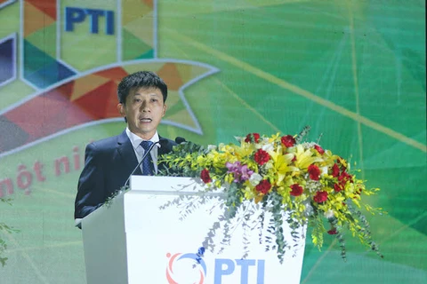 Ông Bùi Xuân Thu, Tổng Giám đốc PTI phát biểu trong buổi lễ kỷ niệm 20 năm và nhận huân chương lao động hạng Nhất. (Ảnh: PTI)
