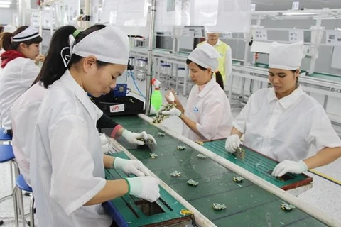 Hàn Quốc đang là quốc gia đứng đầu về vốn đầu tư trực tiếp (FDI) tại Việt Nam. (Ảnh: TTXVN)