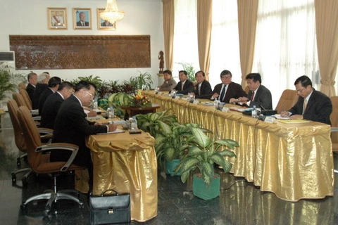  Quang cảnh Ủy ban hỗn hợp hai đảng CPP và CNRP họp phiên thứ hai. (Nguồn: Phùng Việt Hùng-TTXVN)