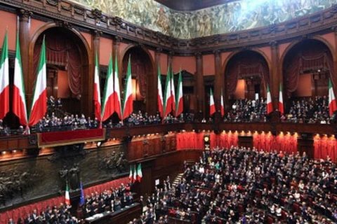 Italy hủy bỏ chính quyền cấp tỉnh nhằm tiết kiệm chi phí