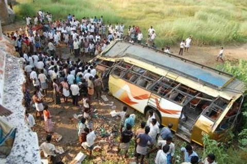 35 người thương vong trong tai nạn xe buýt tại Ấn Độ
