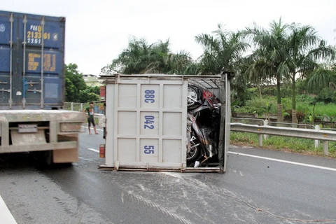 Hà Tĩnh: Tai nạn giao thông làm 3 người thương vong