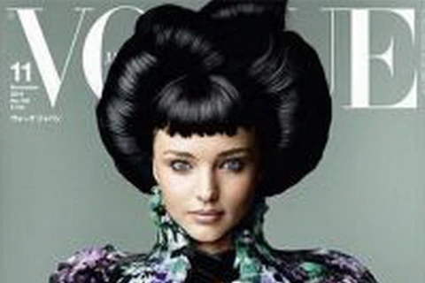 Bộ ảnh mới của Miranda Kerr cho Vogue Nhật Bản gây nhiều tranh cãi
