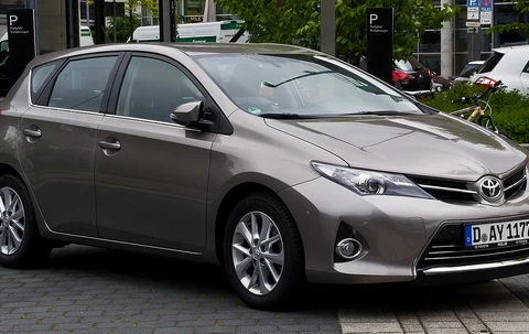 Hãng Toyota tiếp tục dẫn đầu thế giới về doanh số bán xe