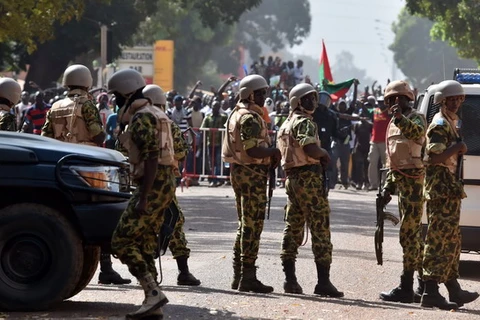 Quân đội Burkina Faso ra tuyên bố tổng thống đã bị phế truất 