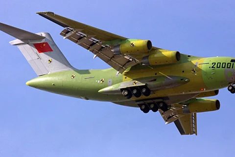 Trung Quốc trình làng máy bay vận tải quân sự hạng nặng Y-20