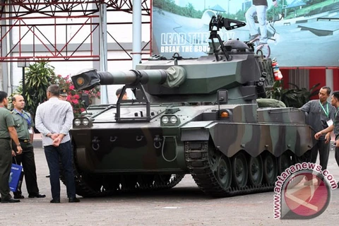Việt Nam tham dự hội chợ triển lãm thiết bị quân sự Indonesia