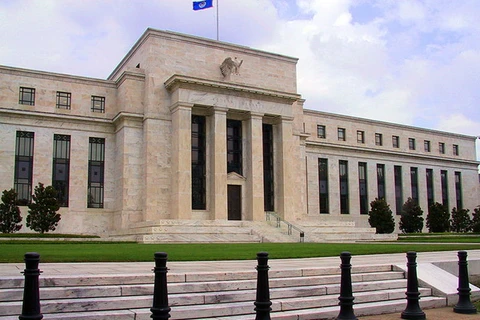 Cục Dự trữ Liên bang Mỹ tự tin kinh tế sẽ vượt qua suy thoái 