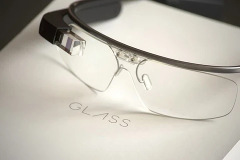 Italy: Sử dụng Google Glass để chế tác sản phẩm thủy tinh Murano