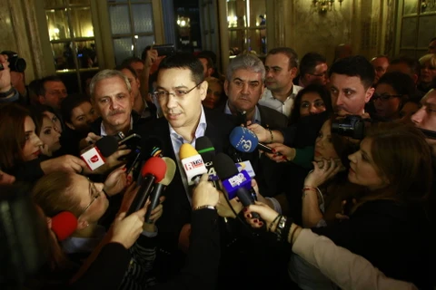 Thủ tướng Romania sa thải hai Bộ trưởng trong nội các