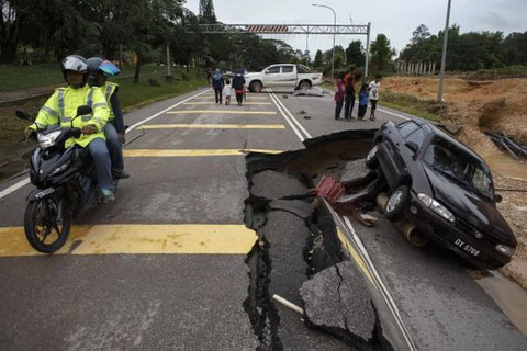 Lũ tại ba bang Đông Bắc Malaysia khiến 21 người thiệt mạng