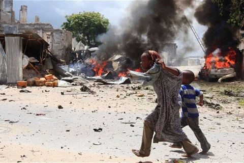 Đánh bom đẫm máu tại thủ đô Mogadishu của Somali 