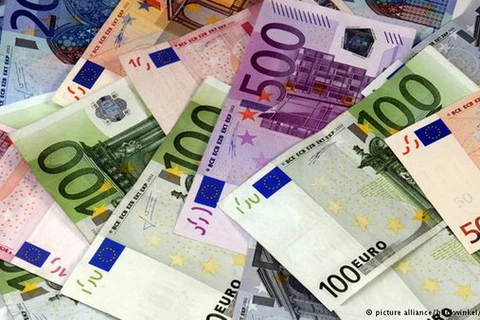 Lãi suất trái phiếu của Pháp và Đức tiếp tục "phá đáy" mới