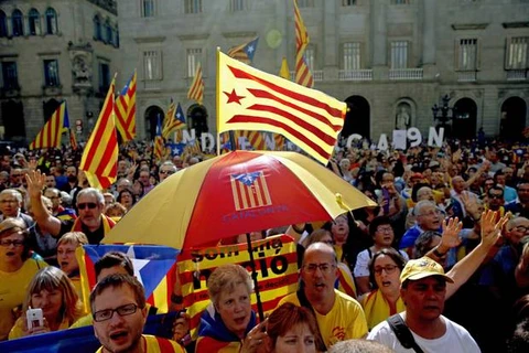 Lãnh đạo Catalonia tiếp tục tìm cách tách khỏi Tây Ban Nha 