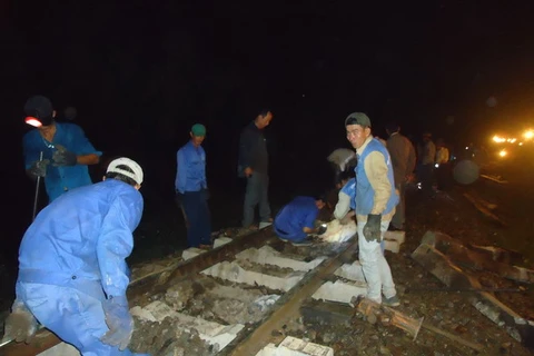 Hoàn thành khắc phục đoạn đường sắt bị hỏng tại Quảng Bình