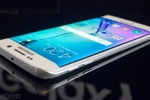 Samsung vượt đối thủ Apple trên thị trường điện thoại thông minh 