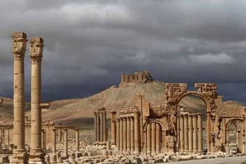 Phiến quân IS đe dọa phá hủy di sản cổ Palmyra của Syria