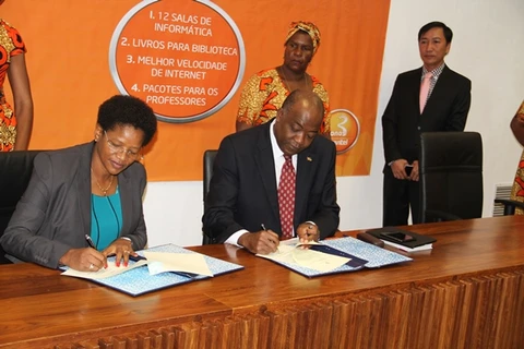 Tập đoàn Viettel hỗ trợ ngành giáo dục tại Mozambique 