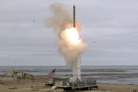 Một vụ thử tên lửa hành trình phóng từ mặt đất tại đảo San Nicolas, bang California, Mỹ ngày 18/8/2019. (Nguồn: AFP/TTXVN)