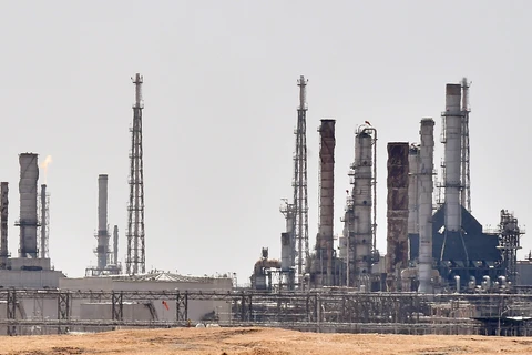 Một cơ sở lọc dầu ở gần al-Khurj, phía nam thủ đô Riyadh của Saudi Arabia, ngày 15/9/2019. (Nguồn: AFP/TTXVN)