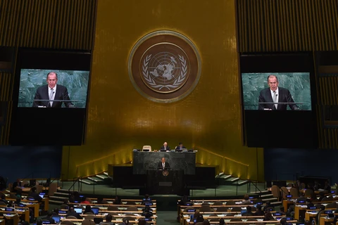 Trong ảnh (tư liệu): Ngoại trưởng Nga Sergei Lavrov phát biểu tại một khóa họp của Đại hội đồng Liên hợp quốc. (Nguồn: AFP/TTXVN)