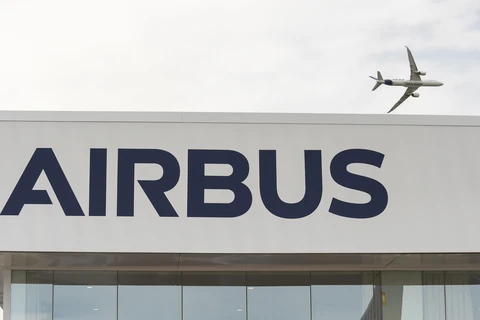 Trong ảnh: Máy bay A350 1000 của Airbus trình diễn tại Triển lãm hàng không quốc tế Paris ở Le Bourget, Pháp, ngày 18/6/2019. (Nguồn: AFP/TTXVN)