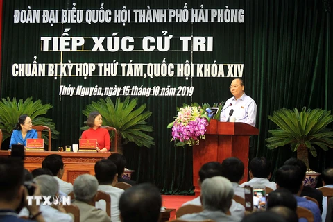 Thủ tướng Nguyễn Xuân Phúc tiếp xúc cử tri Thủy Nguyên, Hải Phòng